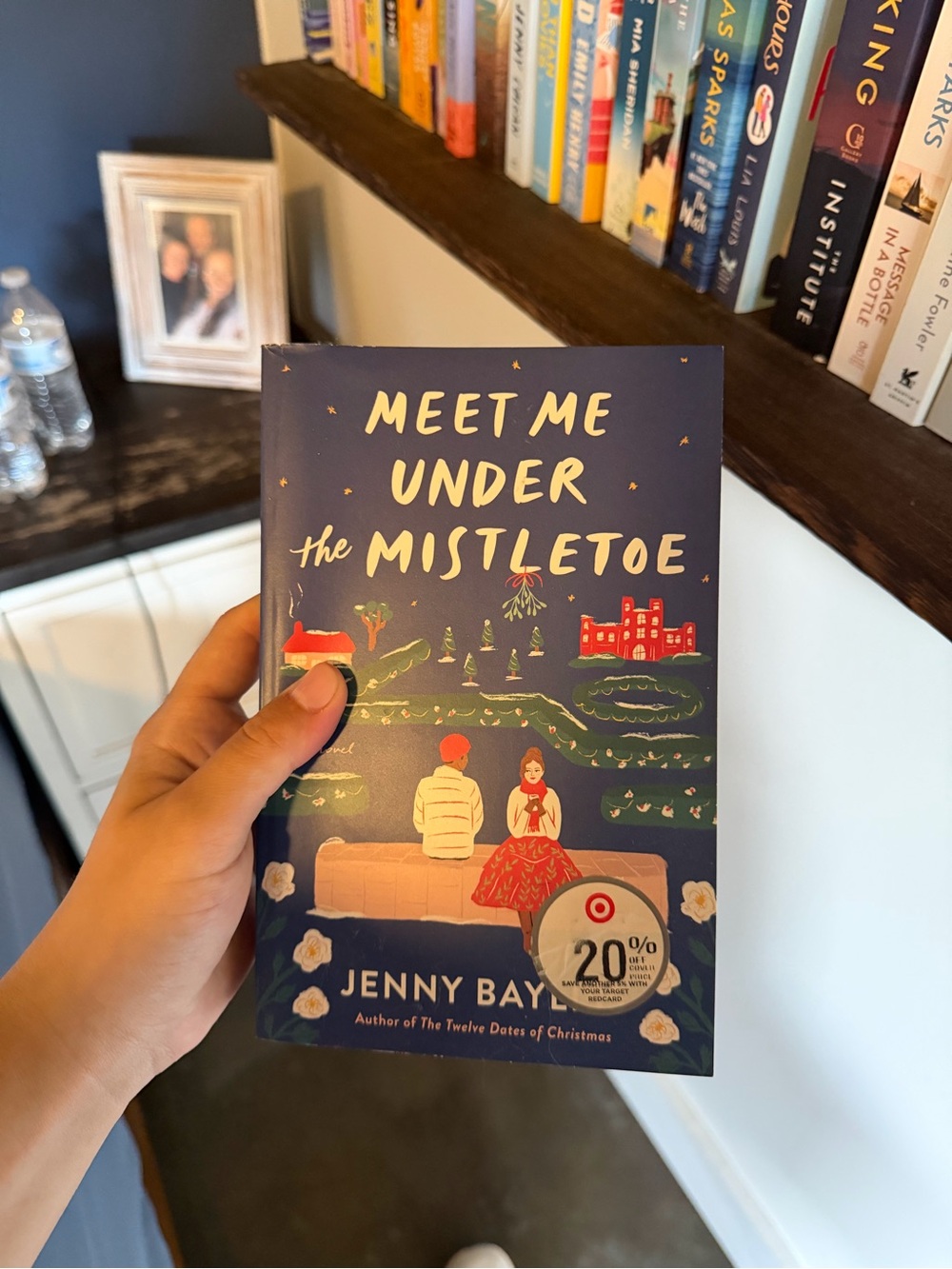 Meet Me Under the Mistletoe by Jenny Bayliss